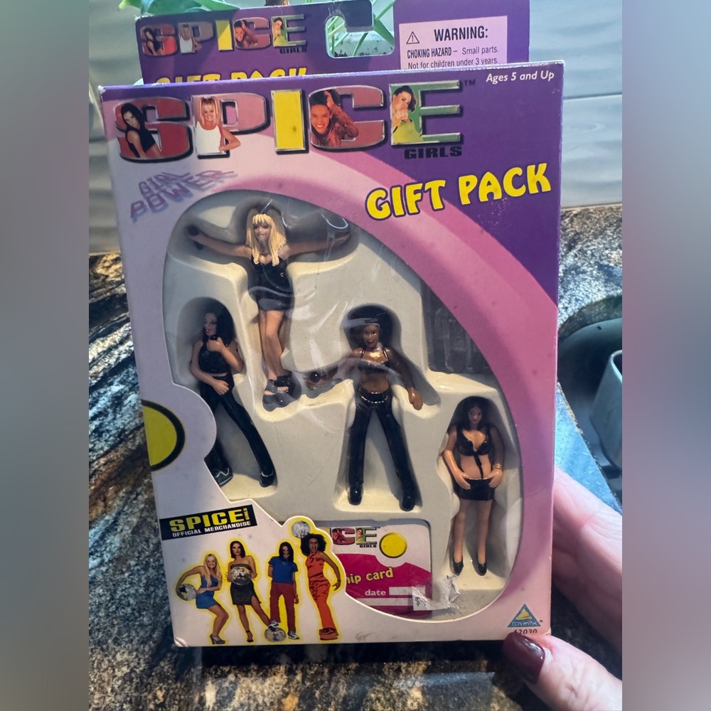 Spice Girls Gift Pack - NIB‎